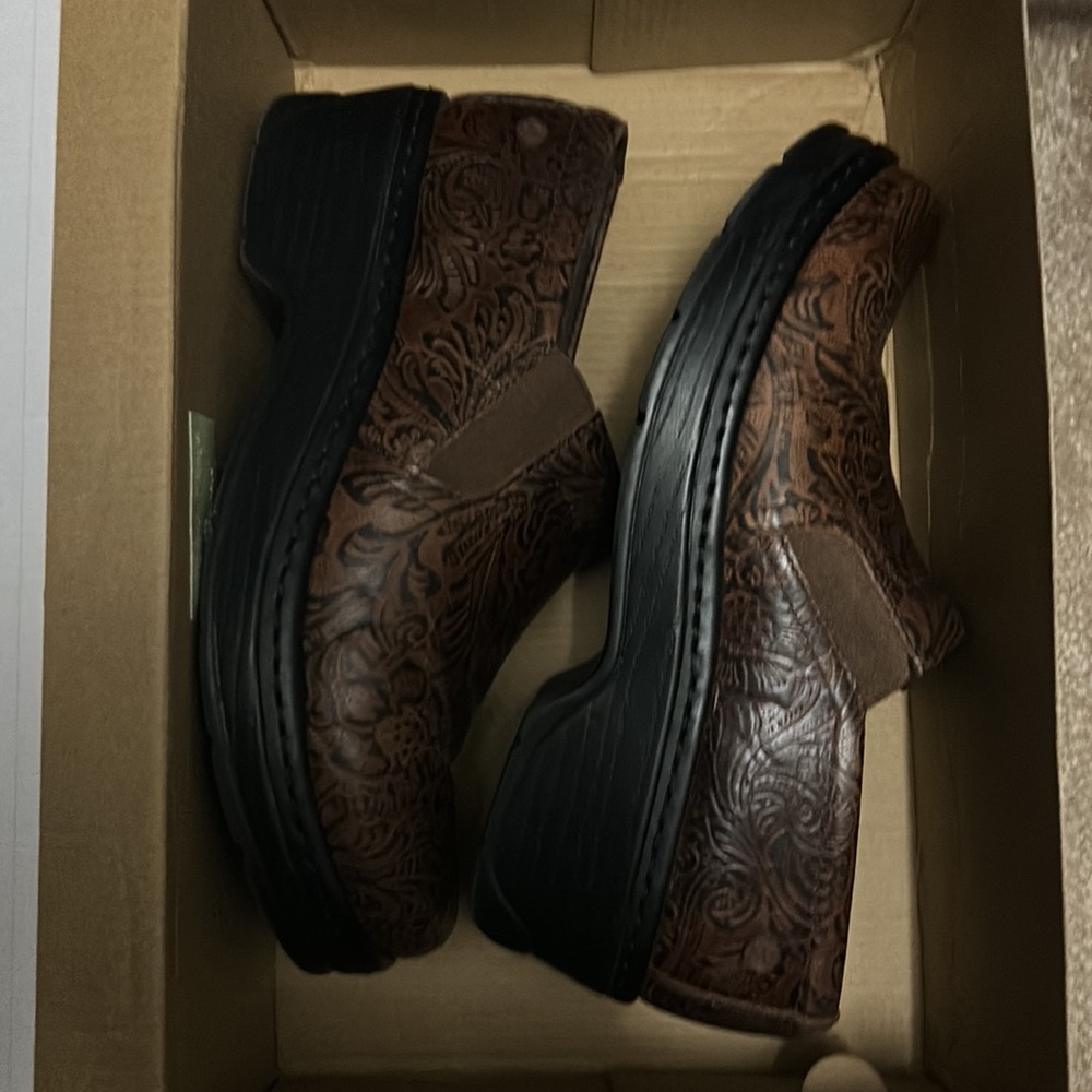 Klogs Nurse Shoe